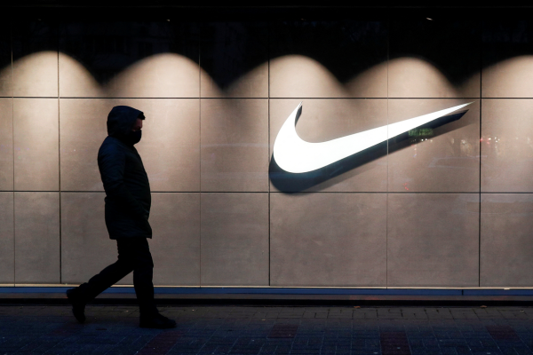 Nike sẽ sa thải hơn 1.600 nhân sự